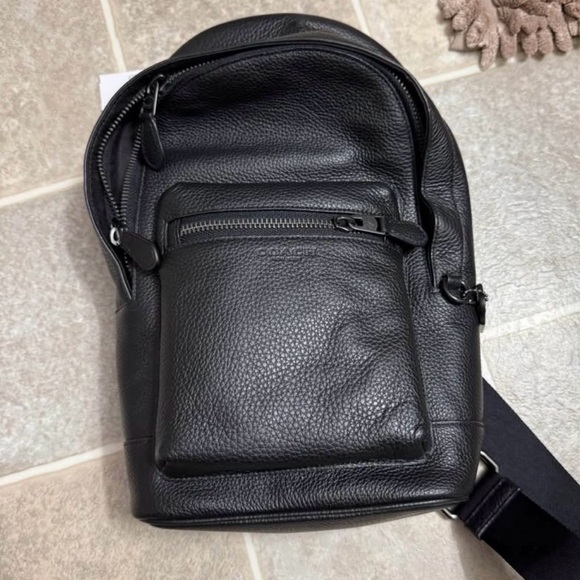 Coach purse - Picture 1 of 4